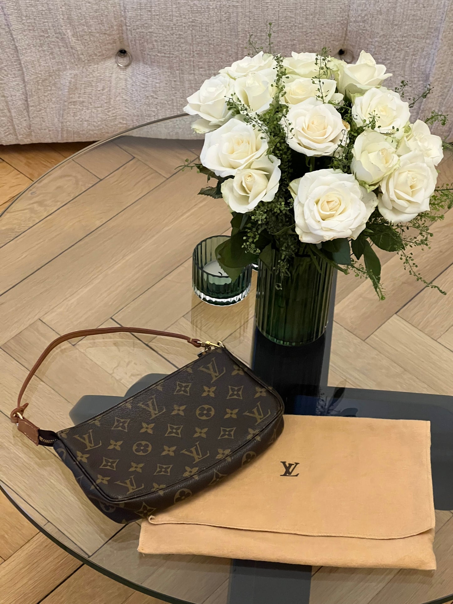 Louis Vuitton Pochette Accessoire